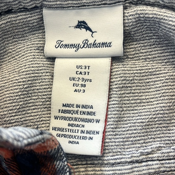 Tommy Bahama Boys plaid Flannel button-up 3T long sleeve - Picture 2 of 8